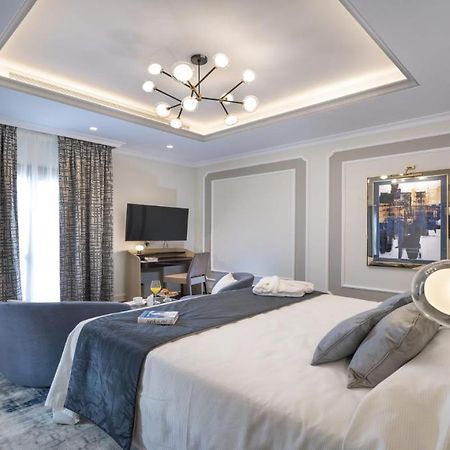 Royal Suite At The San Roque Club Exterior photo